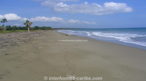 photos for LAS CAÑAS: LAND OF 15,000 M² / 3.71 ACRE WITH DIRECT SEA FRONT, OWNER FINANCING